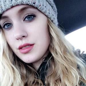 Meet your Posher, Dayza